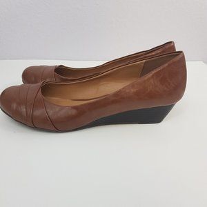 CL By Laundry Brown Low Wedge Heels Women Shoe 10